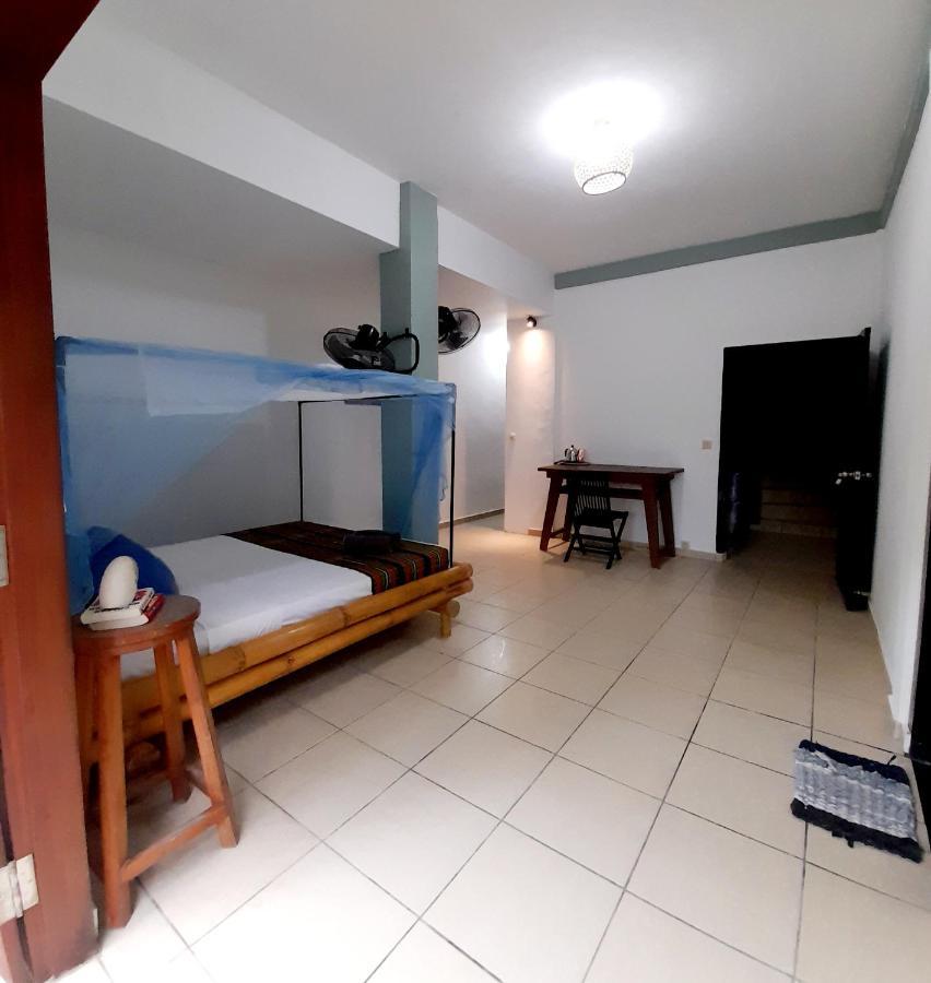 Merdeka House Maluk Eksteriør billede